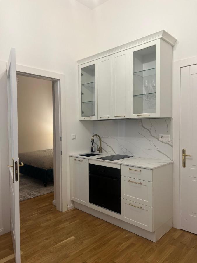 Angeloroma Deluxe Apartment Praha Bagian luar foto