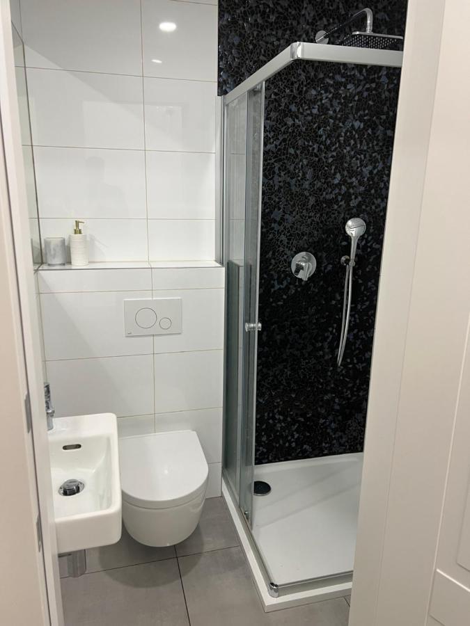 Angeloroma Deluxe Apartment Praha Bagian luar foto