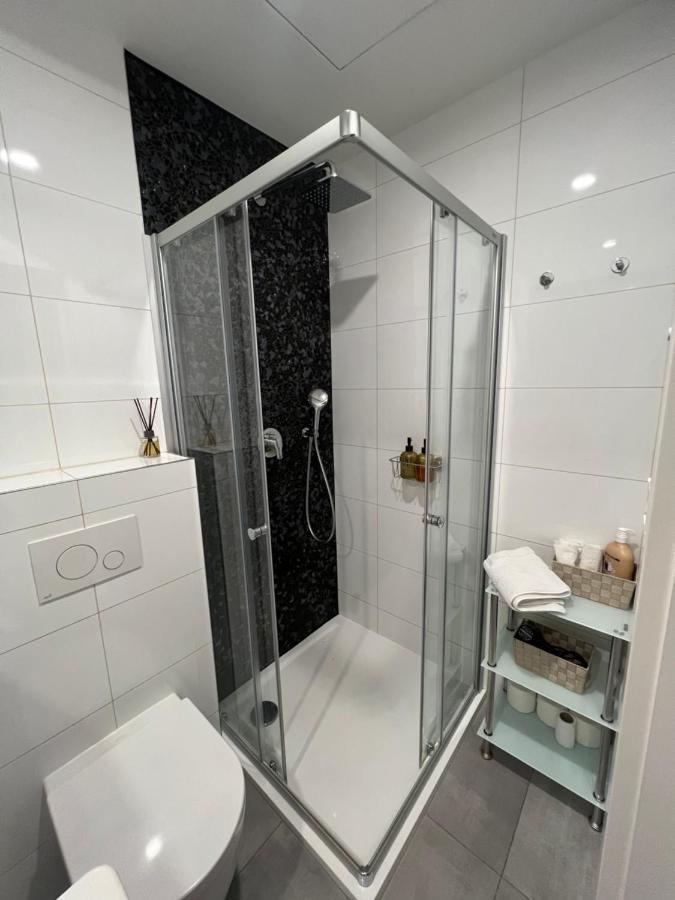 Angeloroma Deluxe Apartment Praha Bagian luar foto