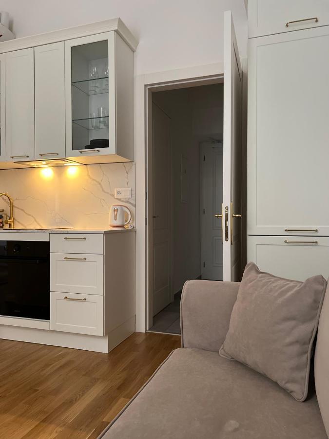 Angeloroma Deluxe Apartment Praha Bagian luar foto