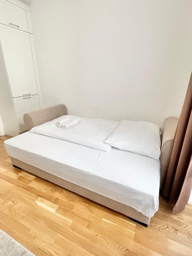 Angeloroma Deluxe Apartment Praha Bagian luar foto